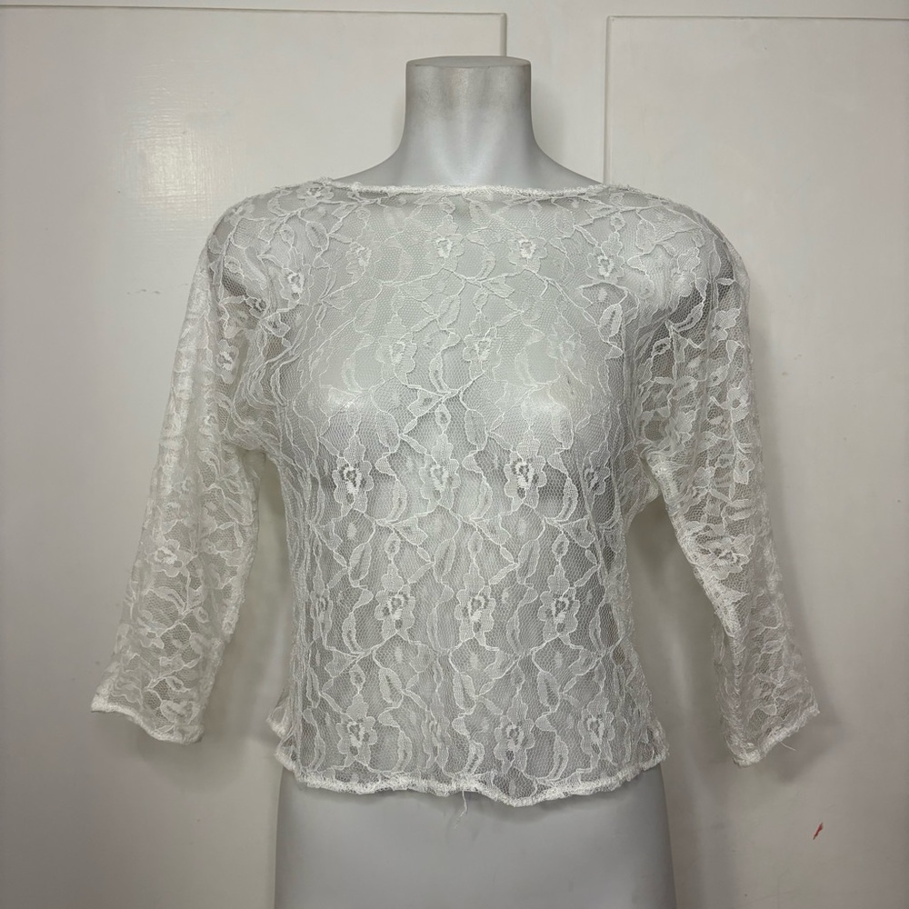 Vintage 80s/90s White Lace Sheer 3/4 Sleeve Layering Crop Top